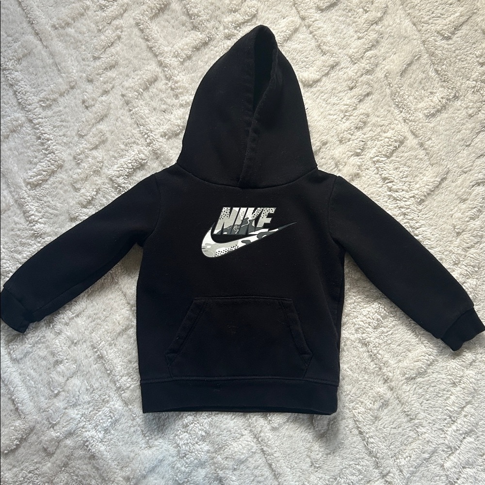 Black/White NIKE Logo Hoodie